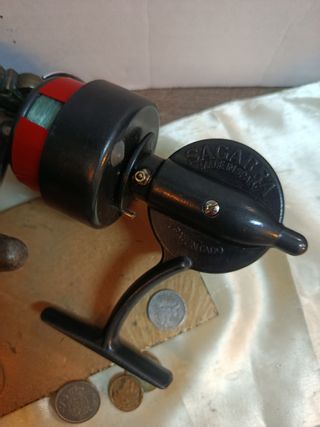 Due mulinelli da pesca Sagarra antichi e funzionali