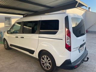 Ford Grand Tourneo Connec 2019