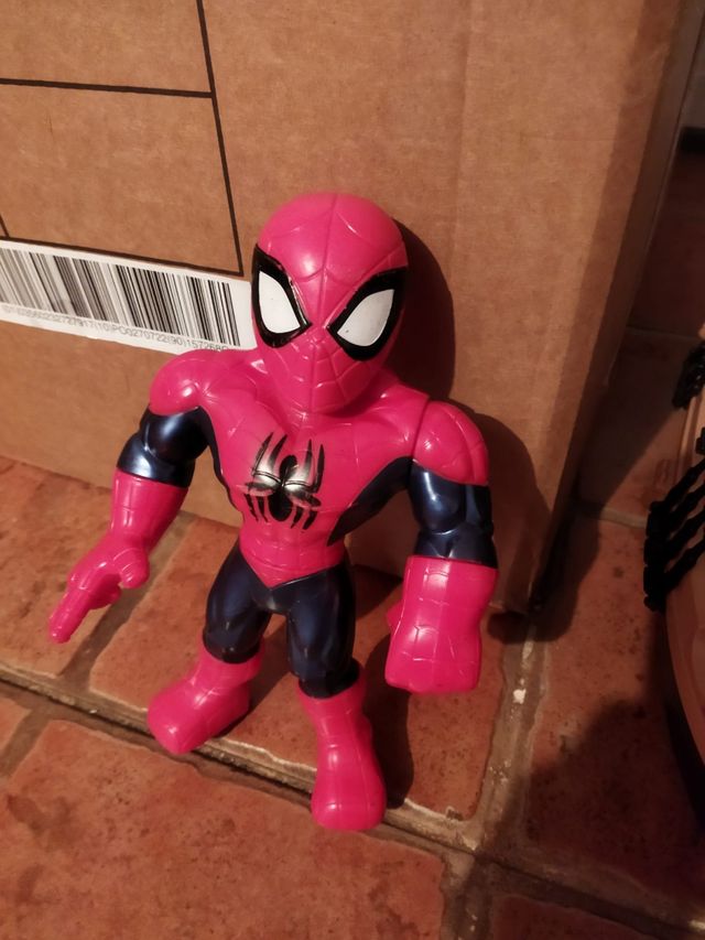 Figuras de Superhéroes Marvel y DC