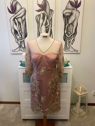 Vestido de fiesta rosa y dorado