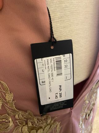 Vestido de fiesta rosa y dorado