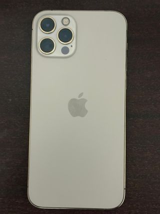 iPhone 12 Pro Plata Casi Nuevo
