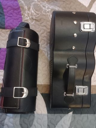 Custodie in pelle per bottiglie di whisky