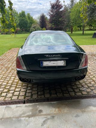 Maserati Quattroporte 2006