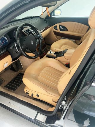 Maserati Quattroporte 2006