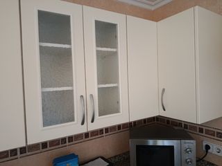 Armarios de cocina de madera solo parte de arriba