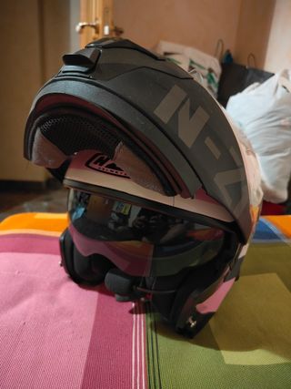 Casco NZI Combi2  Rosa flúor con intercomunicador