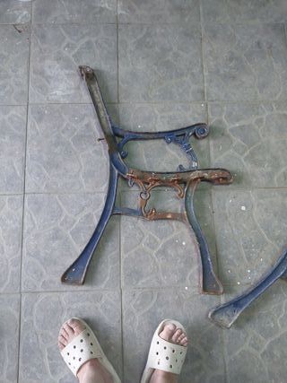 Banco de jardín de hierro forjado