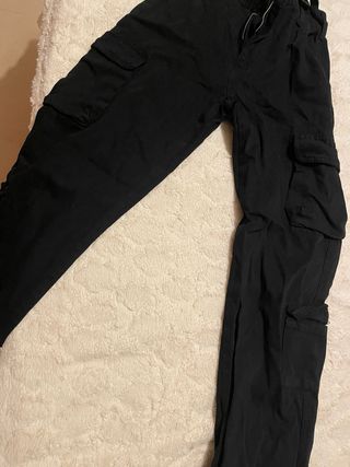Pantalones cargo negros