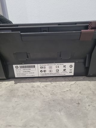 Impresora HP Deskjet 2050 Negra