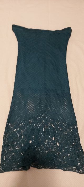 Vestido palabra de honor con encaje