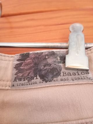 Pantalón vaquero beige