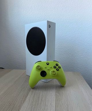 Xbox Series S 
