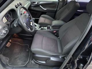 Ford S-MAX 2010