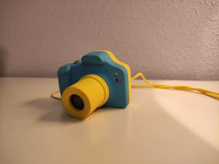 Cámara Infantil + tarjeta 2GB