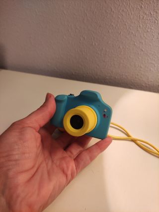 Cámara Infantil + tarjeta 2GB
