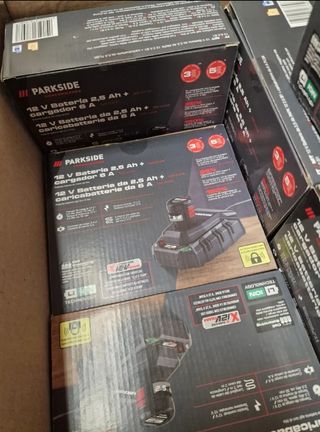 2x Parkside Batteria 2.5Ah + Caricabatterie 6A