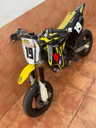 Suzuki RM85
