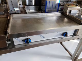 Plancha de gas profesional