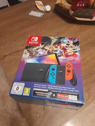 Nintendo Switch OLED Mario Kart 8 Deluxe