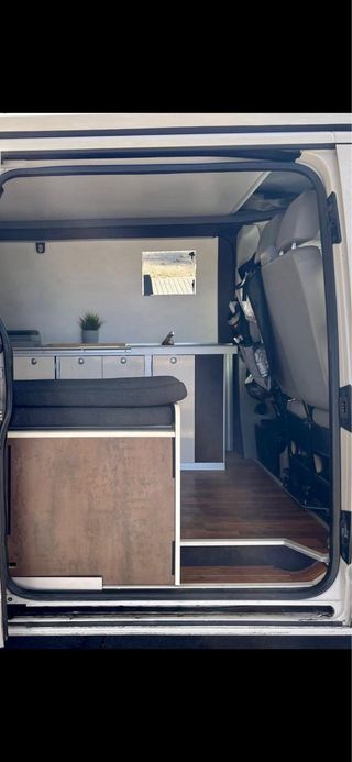 Volkswagen Transporter T5 2012