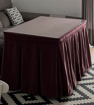 Sottovesti rettangolari Mesa in legno, vetro e viola