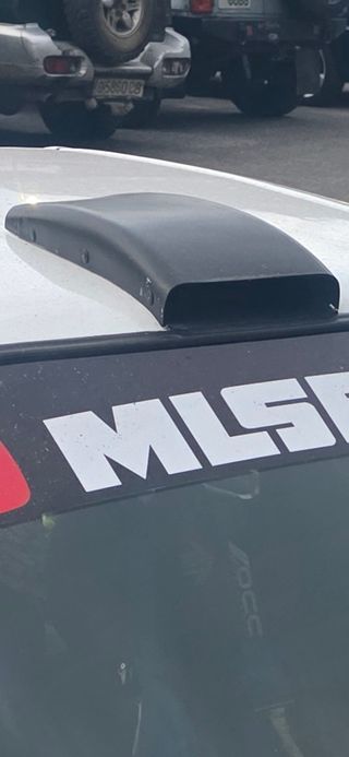 Toma de aire Peugeot 205