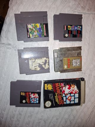 Consola Nintendo NES con mandos