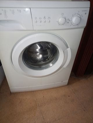 Lavadora HOME 6 kilos 1200 RPM 
