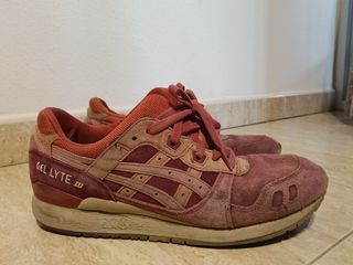 Zapatillas Asics Gel Lyte III Burdeos Talla 44