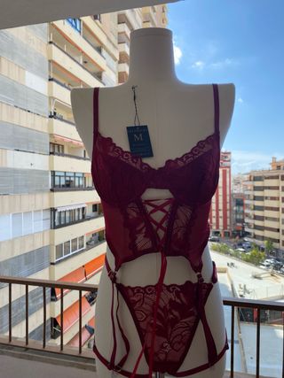 Conjunto lencería Velasquez 