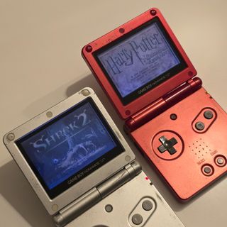 Lote Nintendo Advance SP + 7 Juegos