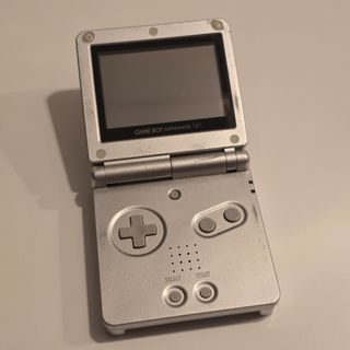 Lote Nintendo Advance SP + 7 Juegos
