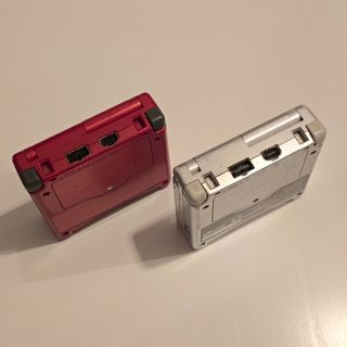 Lote Nintendo Advance SP + 7 Juegos