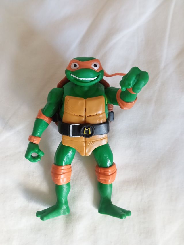 Figura Michelangelo Mutant Mayhem das Tartarugas Ninja