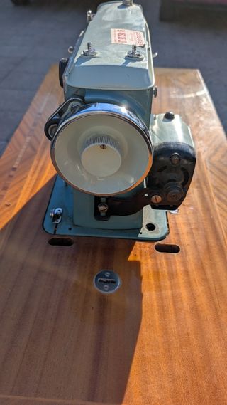 Máquina de coser Alfa Alfamatic