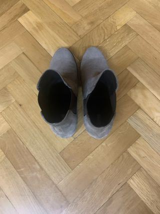 Botines grises de tela y piel T.39