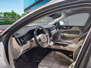 Volvo V60 B3 G Momentum Pro Auto 120 kW (163 CV)