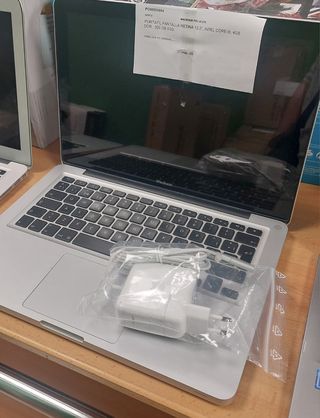 MacBook Pro A1278 13.3 Intel Core i5 4GB RAM