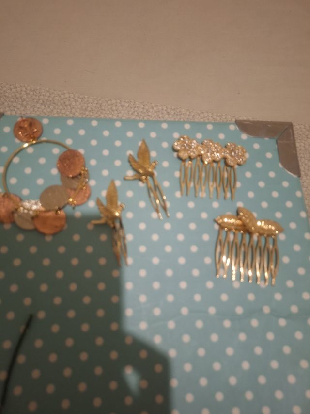 Traje de gitana beige y turquesa