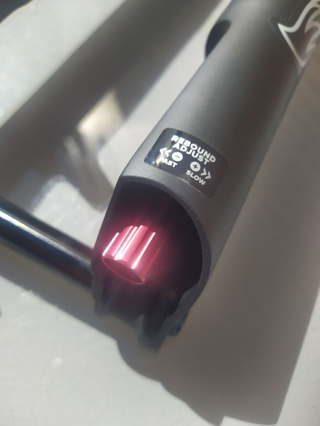 29" FOX34 SC Perf. 110mm Grip Remote Boost. 2025