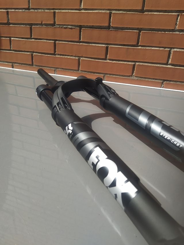 29" FOX34 SC Perf. 110mm Grip Remote Boost. 2025