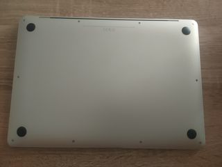 MACBOOK AIR 2020 i5/8GB RAM/512 SSD 