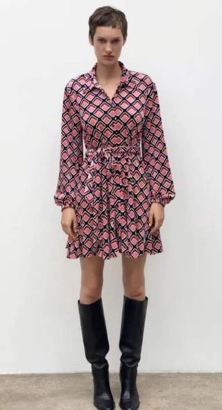 Vestido patrón geometríco Zara
