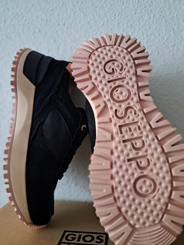 Gioseppo Zapatillas Negras y Rosas Nuevas