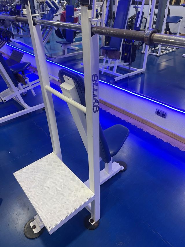 Máquina de Hombro Gym