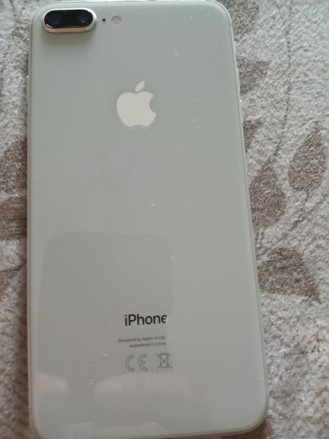 iPhone 8 Plus Argento