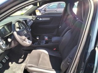 Volvo XC40 T3 R-Design 120 kW (163 CV)