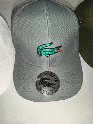 Gorra de los colores que están ai 