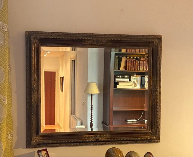 Espejo Biselado Marco Dorado